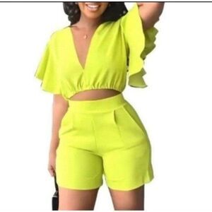 Ladies Flutter Sleeve Crop Top & High Waist Shorts Outfit sz XXL